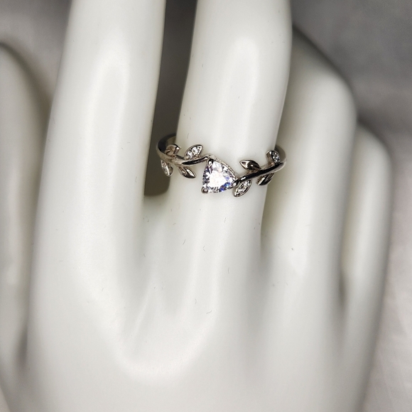 S925 Vine Ring - Picture 2 of 2